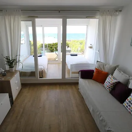 Hendaye Beach Studio, Front De Mer Avec Parking Prive-3