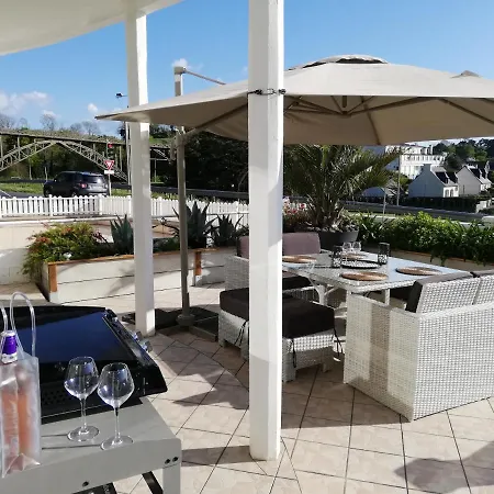 Appartement terrasse esprit loft vue sur mer-3