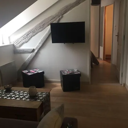 Appartement Cosy Entre Bosquet Et Beaumont-2