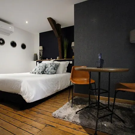 Les Bories In The City - Bed & Breakfast-2