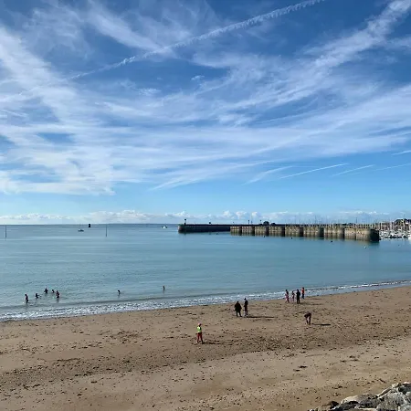 Un Balcon Sur La Mer, Acces Direct A La Plage-3