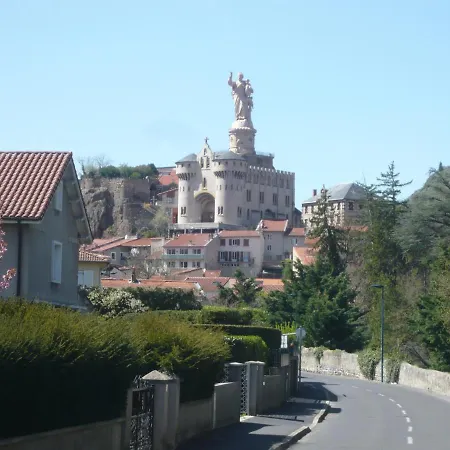 Le Petit St Jacques-3