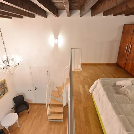 Izzhome City Center Cozy-3