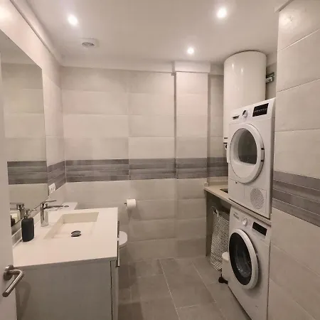 Apartamento Nuevo En El Centro Con Garaje-2