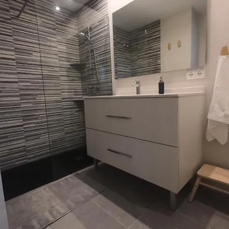 Apartamento Nuevo En El Centro Con Garaje-3