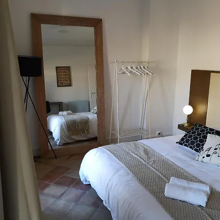 Suite Familiale Saint-Exupery-Spacieux-Hypercentre-Wifi-Velo-2