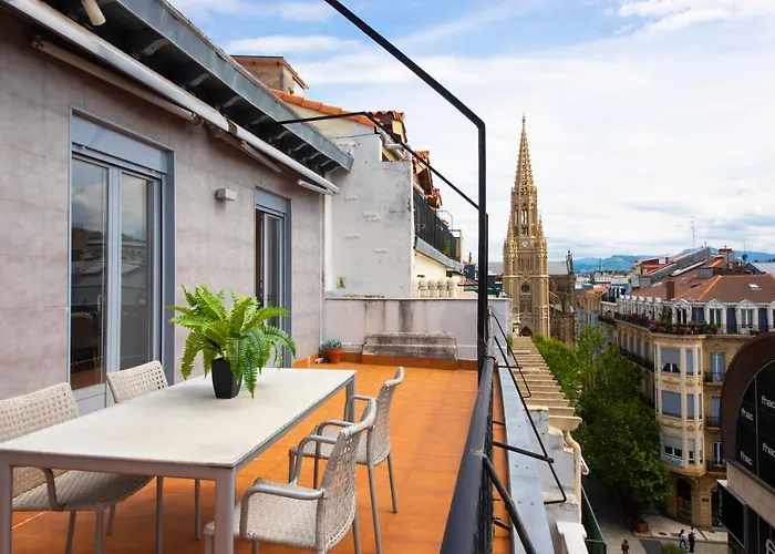 Modern Apartment With Spacious Terrace