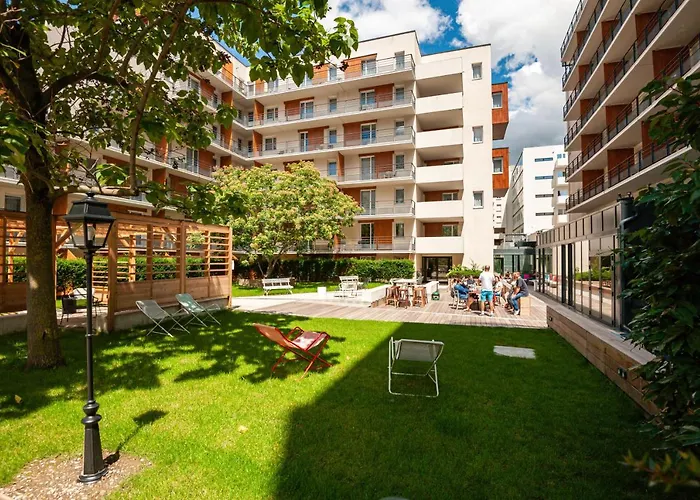 Hotel pres du College: Le Hüb - Grenoble