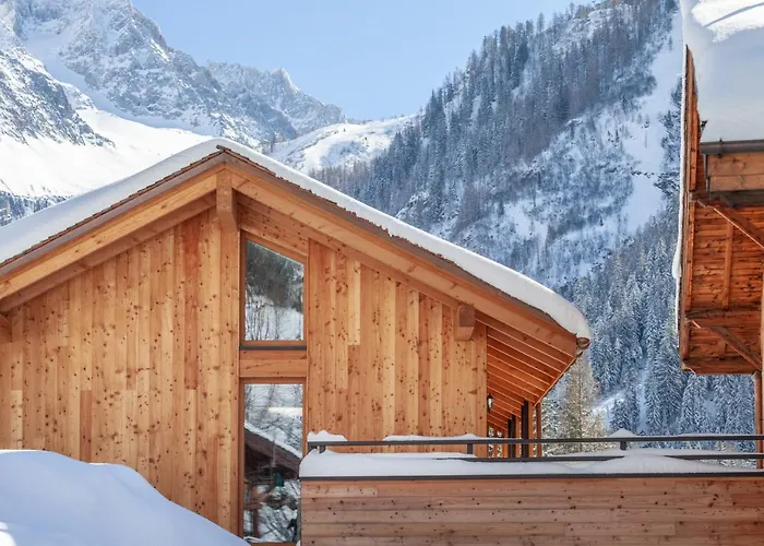 Petit Yeti Chalet