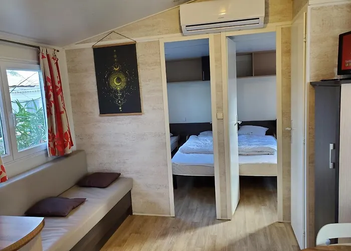 Mobil home récent clim 3ch Camping3* piscine