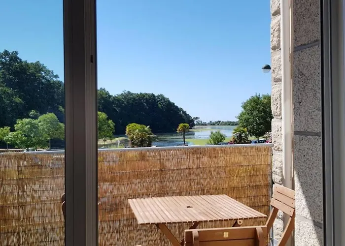 La Pause Bretonne Avec Vue Sur La Baie