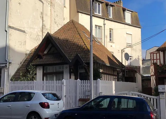 Charmante maison cœur de ville La Gare des vacances