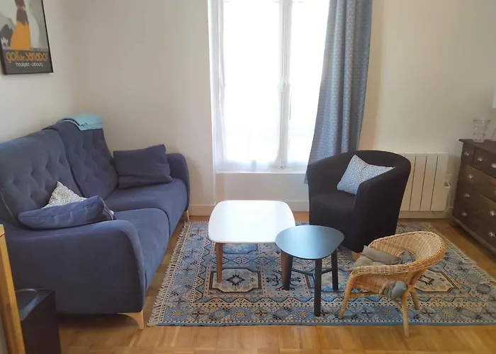 Appartement Dans Villa Cabourgeaise