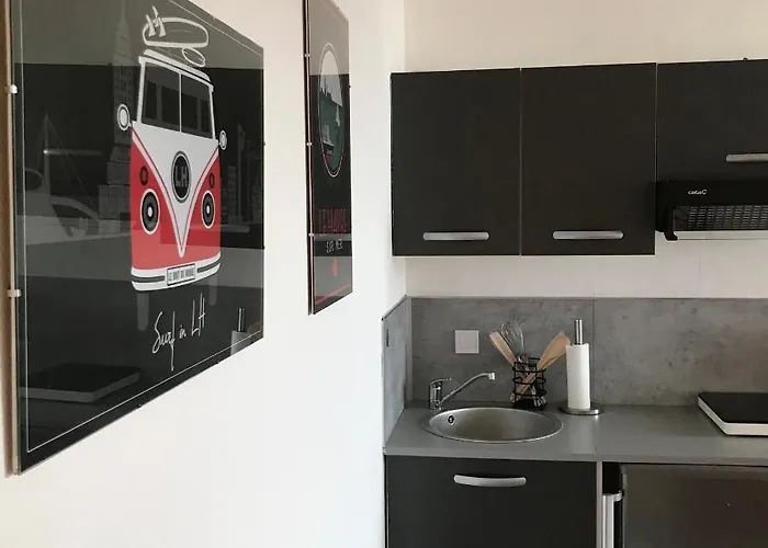 Studio Meublé Vue Mer