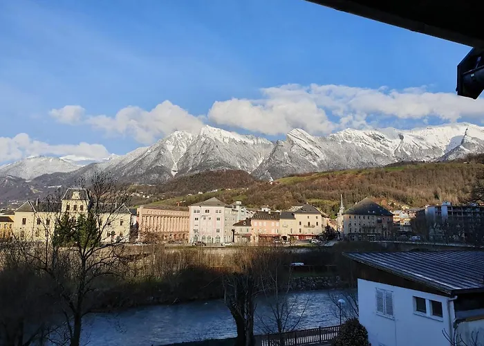 8 Personnes, Spacieux Tout-Confort A Albertville