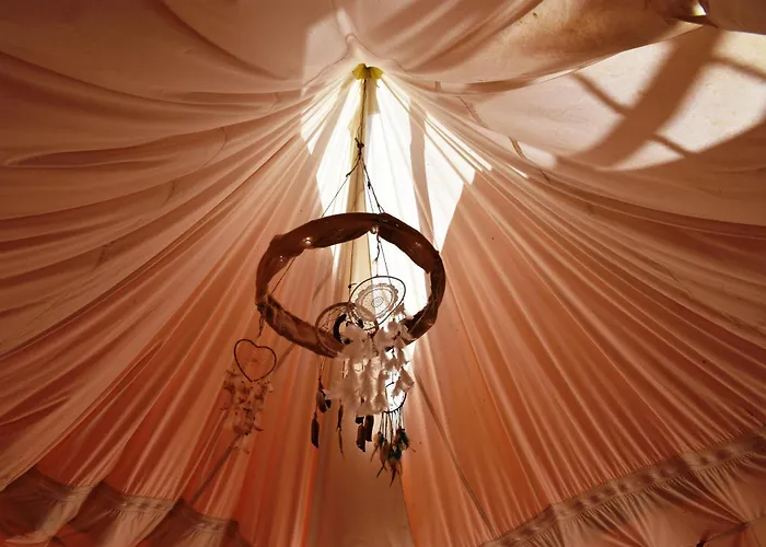 Nuit En Cheyenne Tipi A 500M De La Plage
