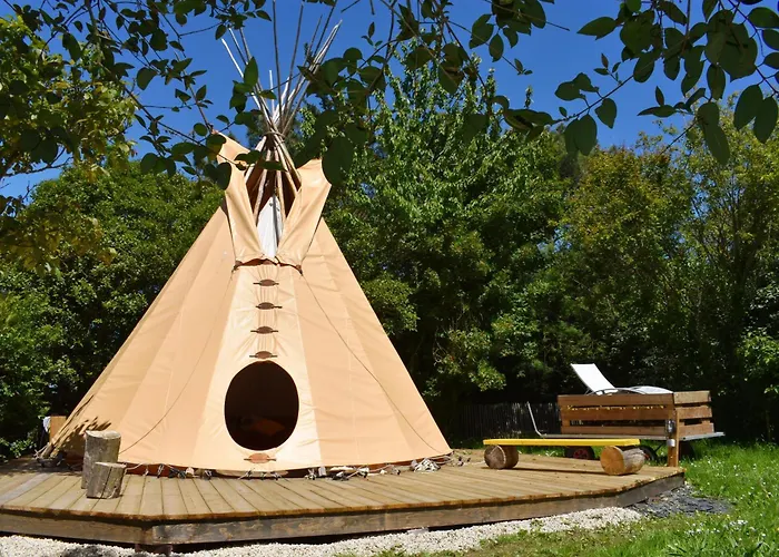 Nuit En Cheyenne Tipi A 500M De La Plage