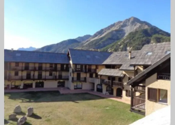 Loue studio de vacances rénové à Névache