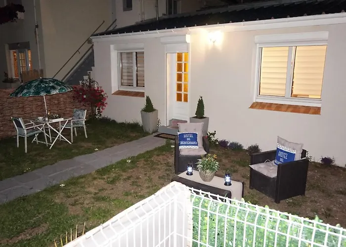 Maison de standing avec jardin à 200m de la plage