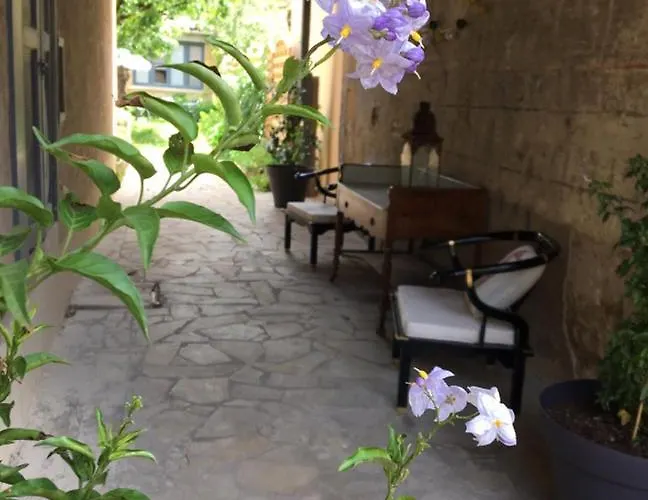 Hôtel: Un jardin en ville