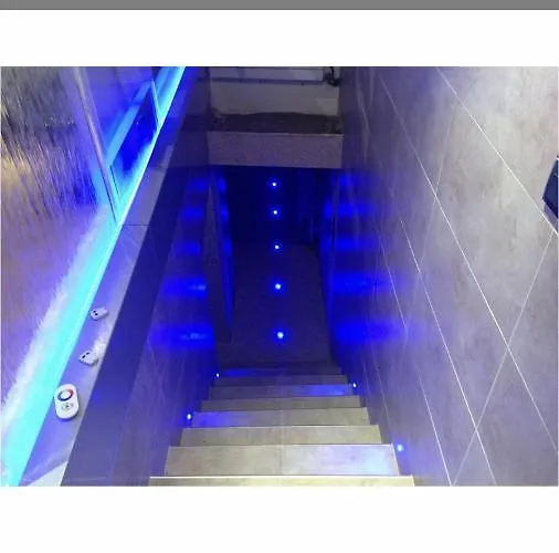 Haut De Gamme Jacuzzi Sauna