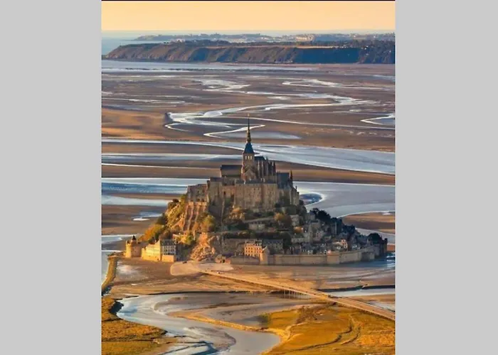 T2 Rue Du Port De Cancale En Baie Du Mont Saint Michel