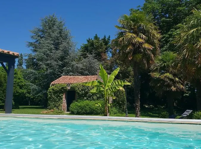 Gîte Côté Terre, avec piscine chauffée