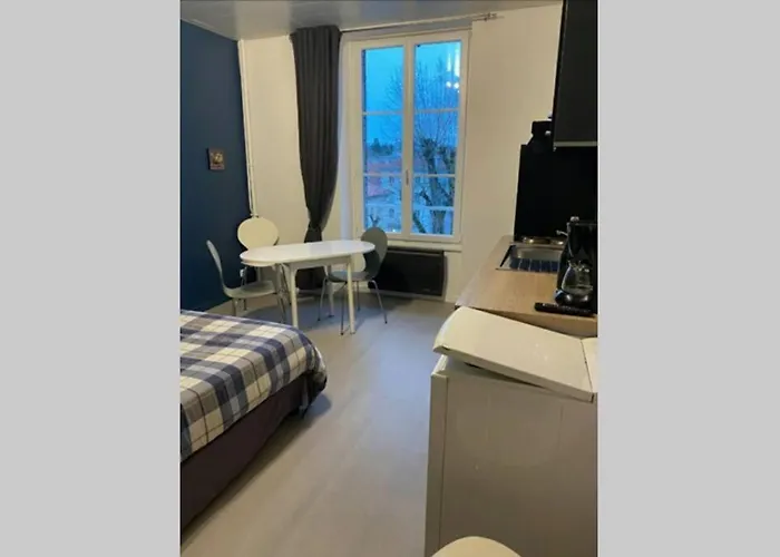 Studio Chaleureux Dans L Ancien Hotel Continental