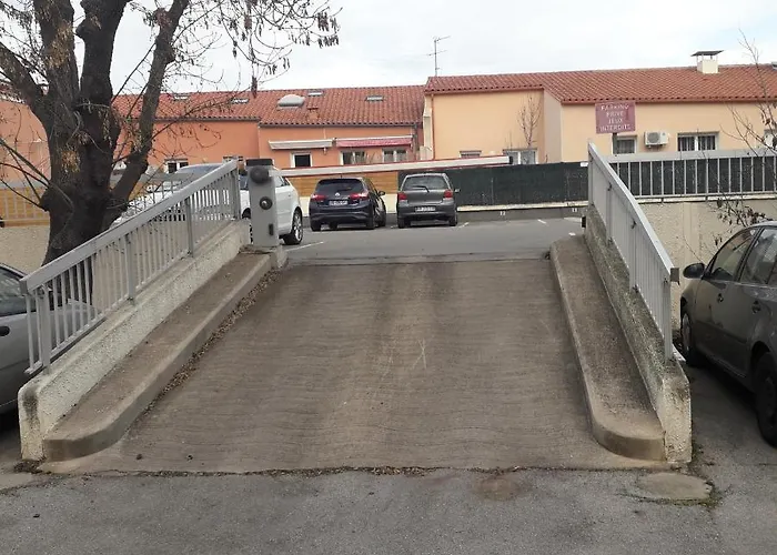 Charmant studio avec climatisation et parking