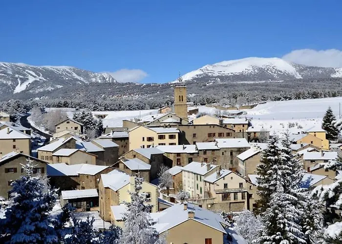 Maison de village spacieuse au calme