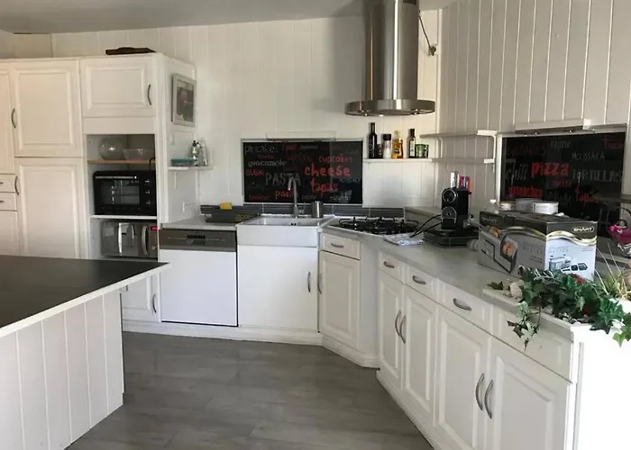 Grand Appartement 2 Minutes Plage Et Commerces
