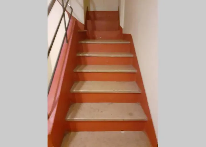 Cœur de ville au 1er 66M2, vu sur la place