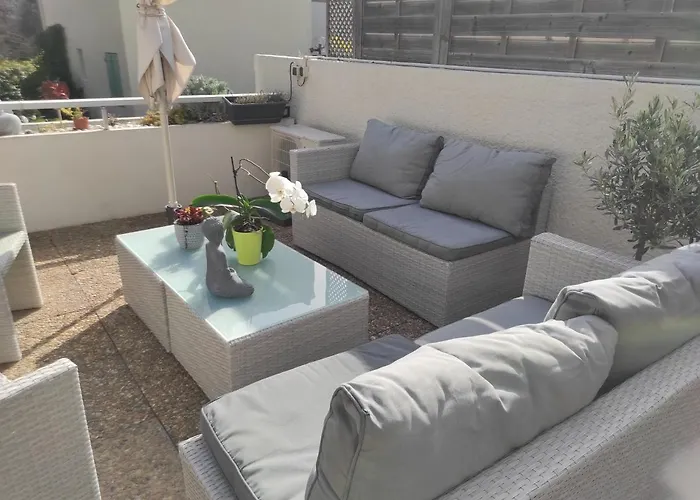 2 Pieces Avec Grande Terrasse