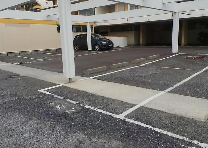 F2 entier CANET VUE MER // BALCON + PARKING
