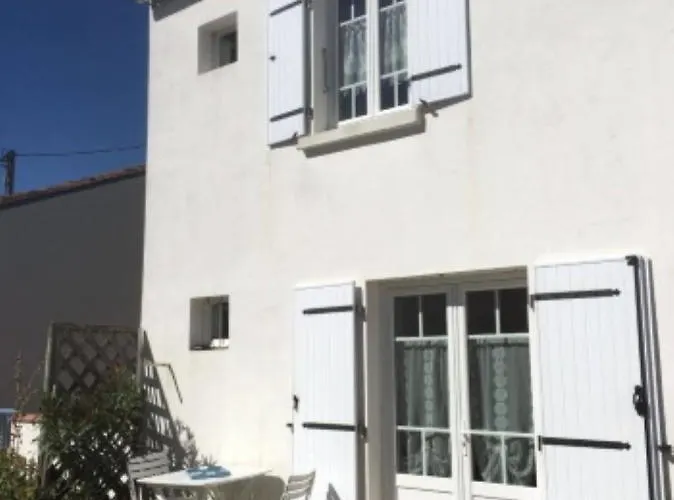  Maison De Pays À 2 Pas De La Mer Et Du Centre
