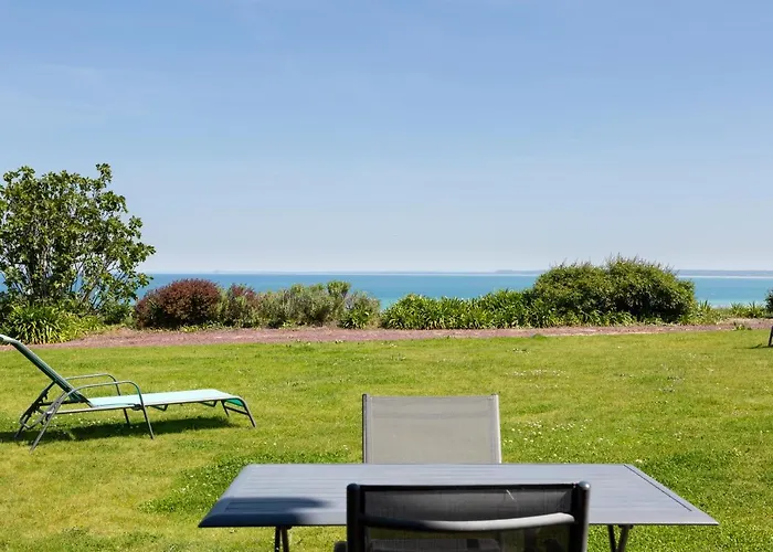 La Metairie-du-Vauhariot - Vue Mer et Mont Saint Michel - Piscine Chauffée - Accès GR34