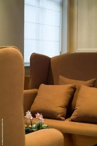 Hôtel central: Pol Hotel