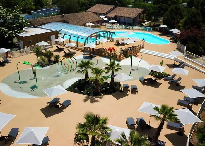 Maison de 2 chambres avec piscine partagee et jardin clos a Biscarrosse