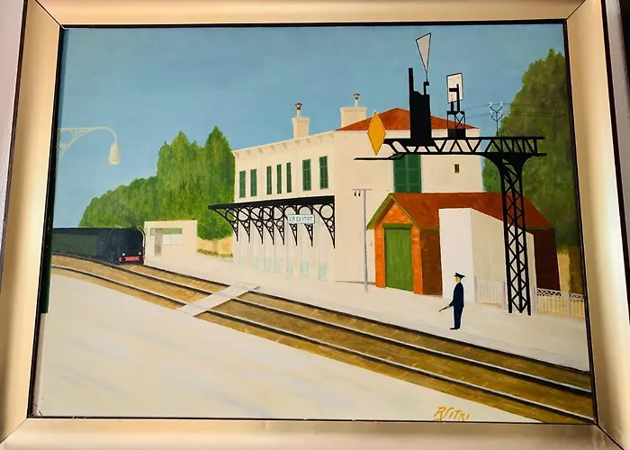 Le Saint Loup (terrasse et parking)