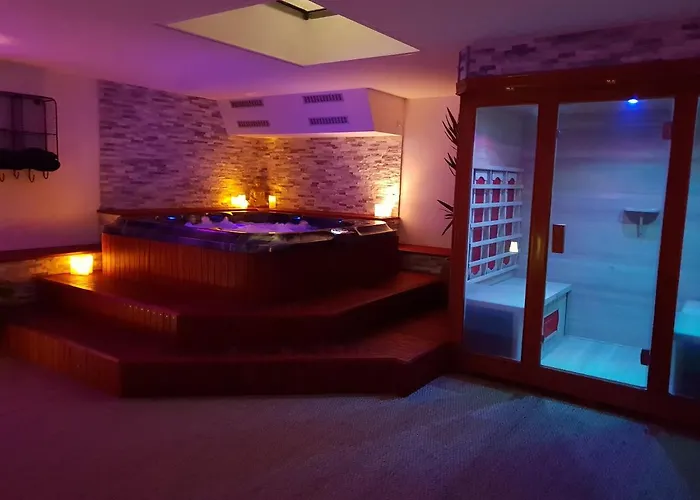 Suite room jacuzzi sauna privatif illimité Clisson
