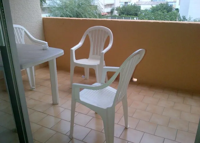Appartement 4 personnes 5mn plage Piscine wifi parking