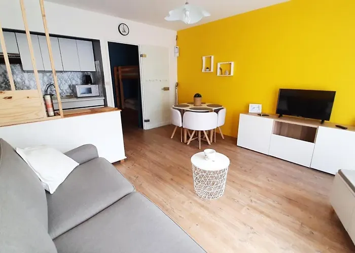 Studio familial 30m2 Les Goelands - grand balcon vue forêt