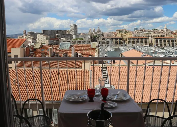 Privée Du Balcon Du Vieux Port