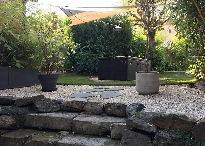 Appartement Avec Jardin Au Pied Du Centre-Ville