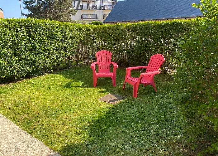 T2 jardinet, accès direct plage