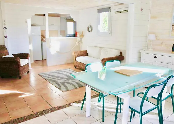 Maison 3 Chambres Wifi, Jardin Clos, Piscine, Tennis