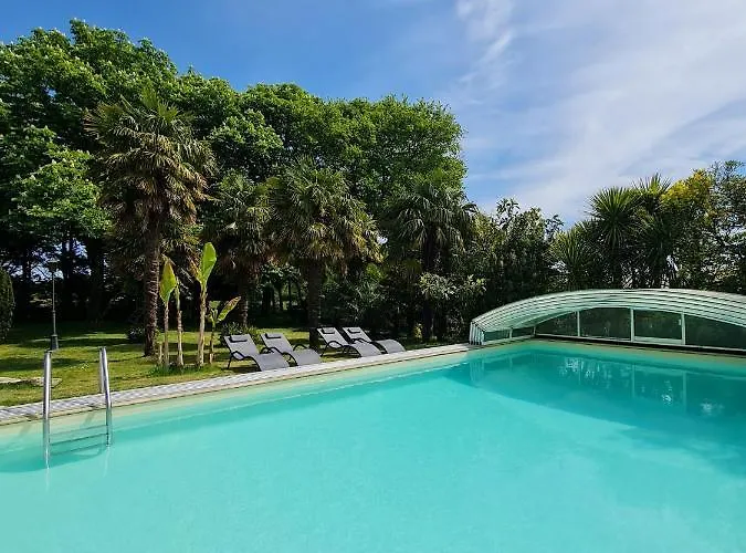 Gîte Près de l'Eau, avec piscine chauffée