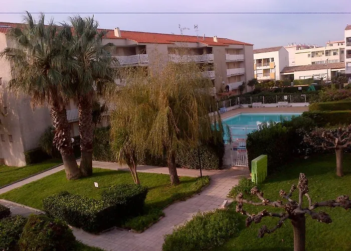 Appartement 4 personnes 5mn plage Piscine wifi parking