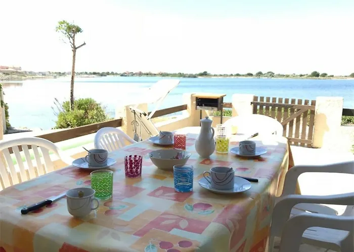 Villa Face au Lac avec Terrasse et Barbecue - 3 Pièces + Mezzanine pour 6 Personnes - FR-1-81-96
