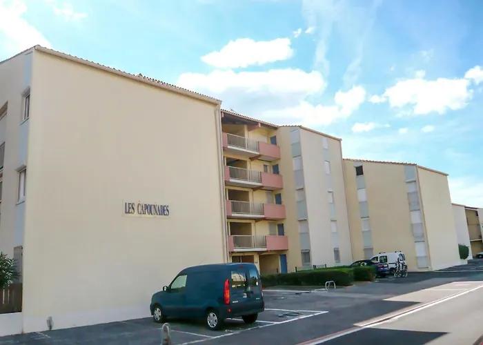 Apartment Les Capounades-6 By Interhome